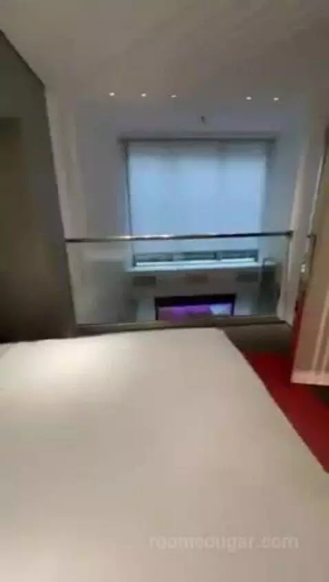 Marvelous Bank, 1 Bedroom Bi-Level Loft, In Loft: 1 King bed picture #8