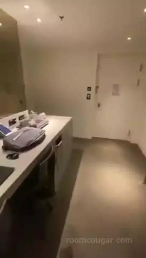 Marvelous Bank, 1 Bedroom Bi-Level Loft, In Loft: 1 King bathroom picture #2