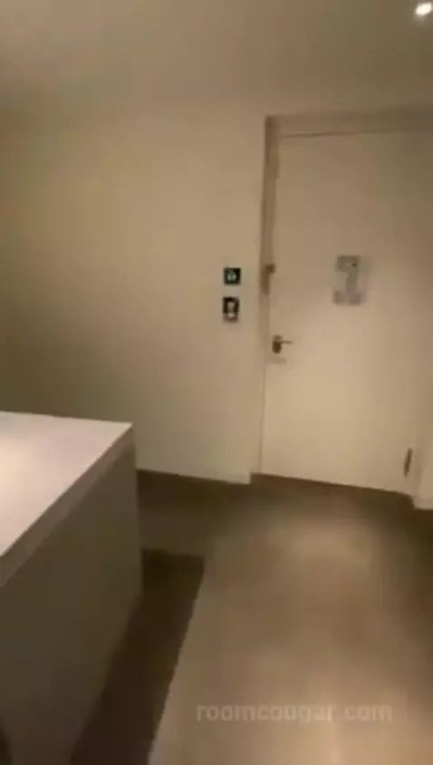 Marvelous Bank, 1 Bedroom Bi-Level Loft, In Loft: 1 King bathroom picture #12