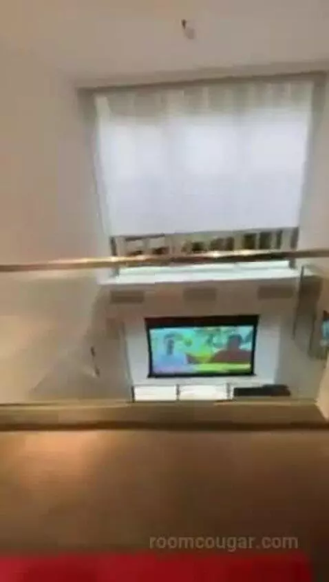Marvelous Bank, 1 Bedroom Bi-Level Loft, In Loft: 1 King picture #4