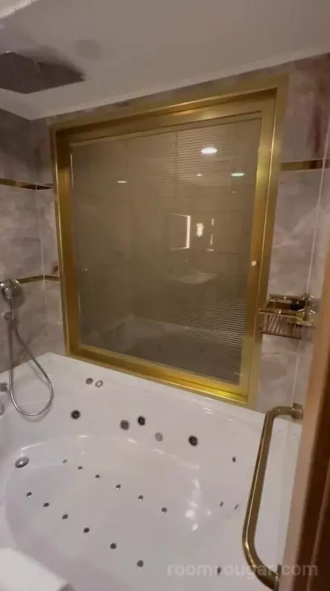 Standard Room with Jetted Tub bathroom picture #6
