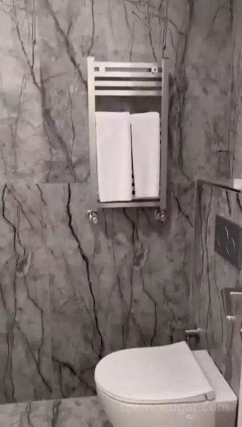 Double or Twin Room bathroom picture #3