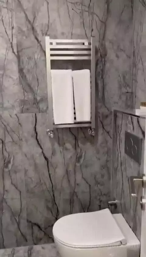 Double or Twin Room bathroom picture #4