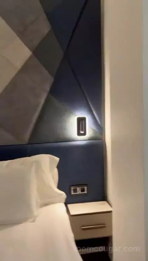 Double or Twin Room bed picture #10