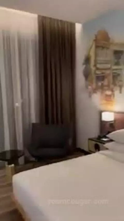 Deluxe King Room bed picture #11
