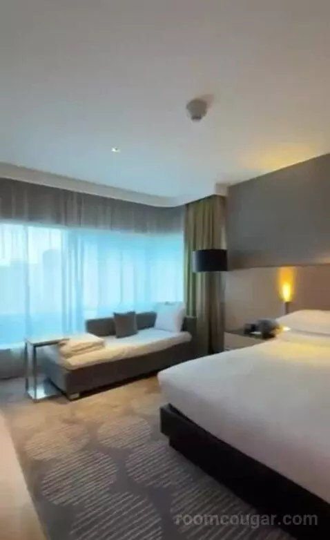 One-Bedroom Suite bed picture #9