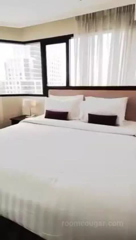 Two-Bedroom Suite bed picture #2