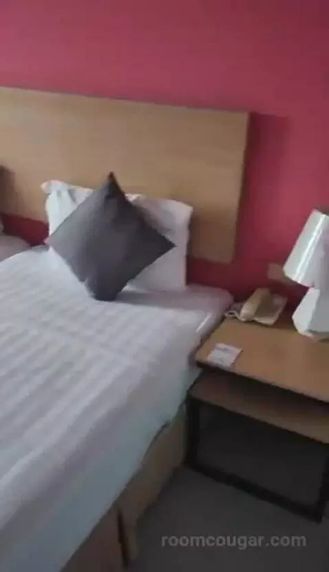 Twin Room bed picture #12