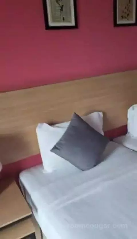 Twin Room bed picture #8
