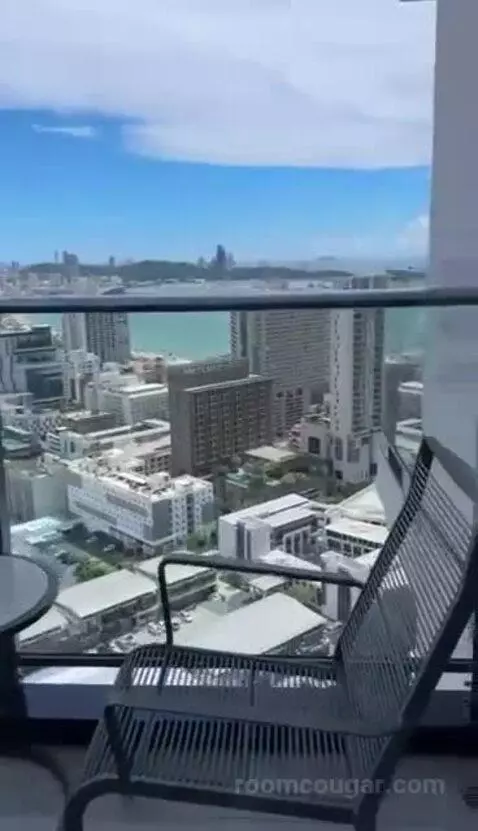 Space Corner Room view picture #4