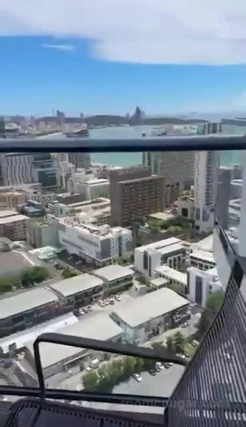 Space Corner Room view picture #6