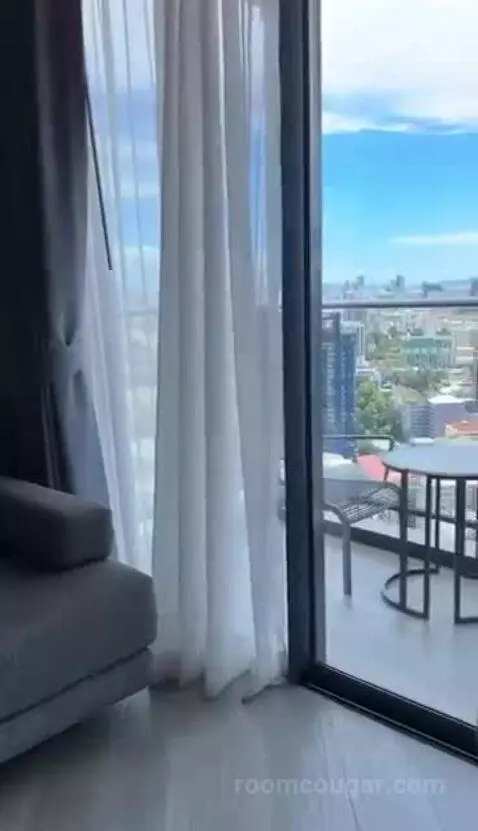 Space Corner Room view picture #10