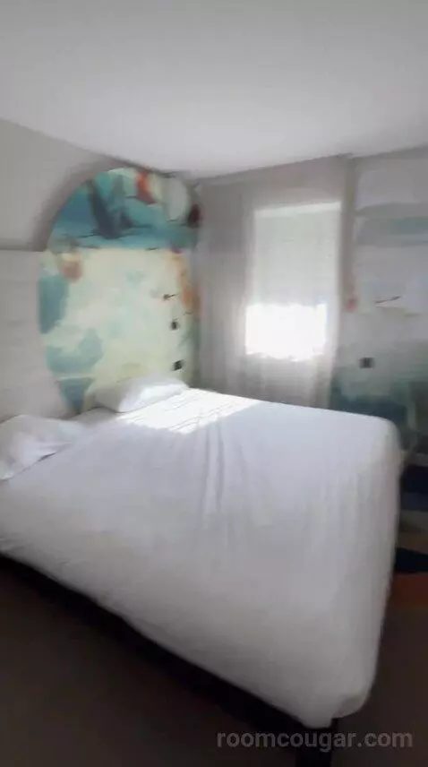 Standard Double Room bed picture #10