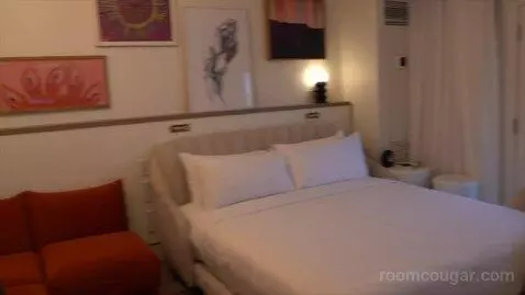 Chamber King (#20437) bed picture #4