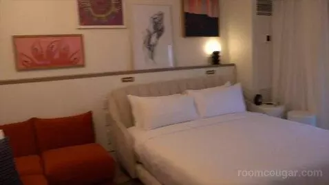 Chamber King (#20437) bed picture #5