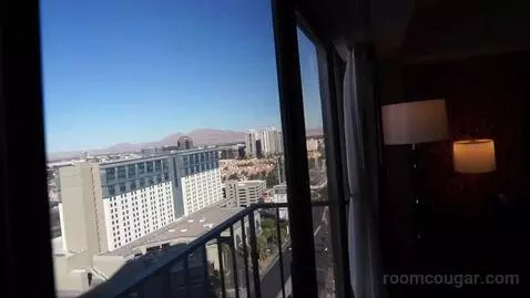 Resort Executive Suite, 1 King (#1997) view picture #3