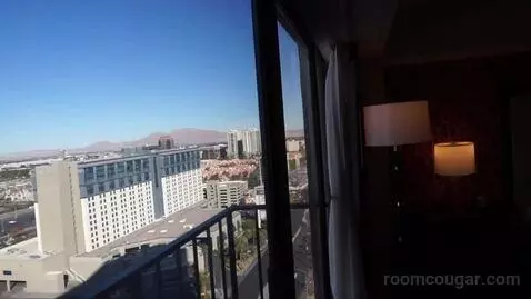 Resort Executive Suite, 1 King (#1997) view picture #4
