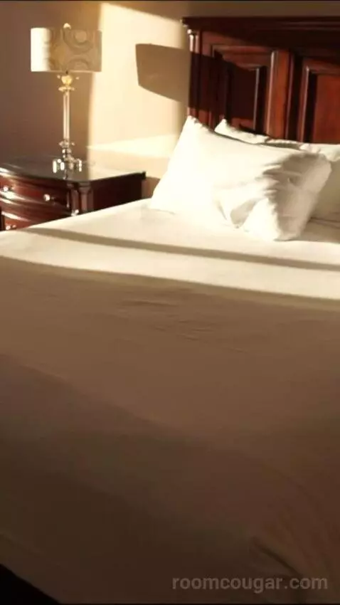 Luxury Suite, 1 King (#27098) bed picture #1