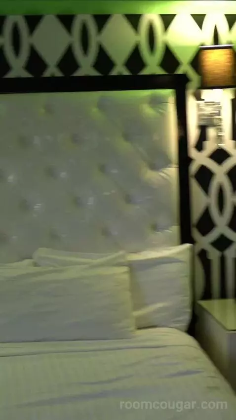 Cabana Super Suite (#6202) bed picture #10