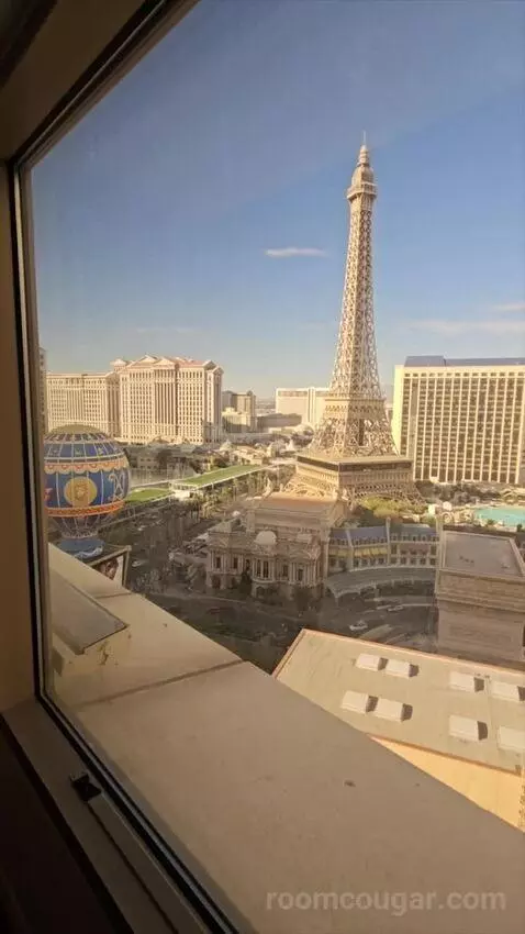 Ultra Resort Room, 1 King (#2178) view picture #10