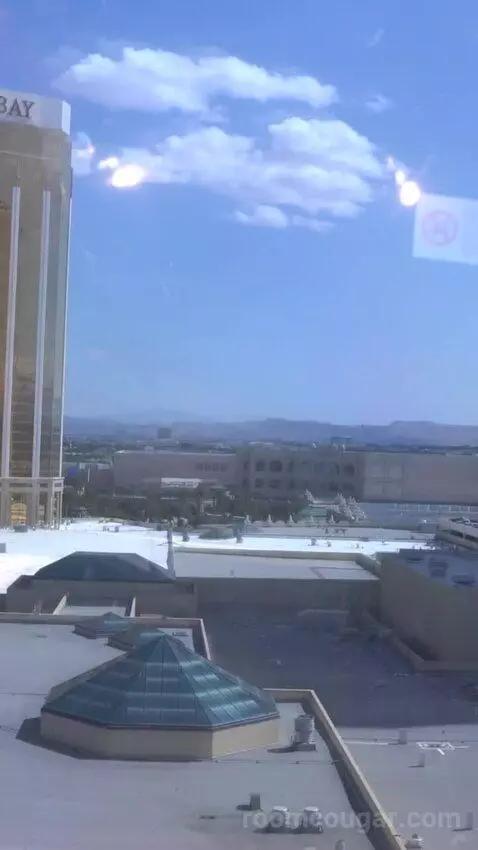 Pyramid Premier Two Queen (#16029) view picture #9