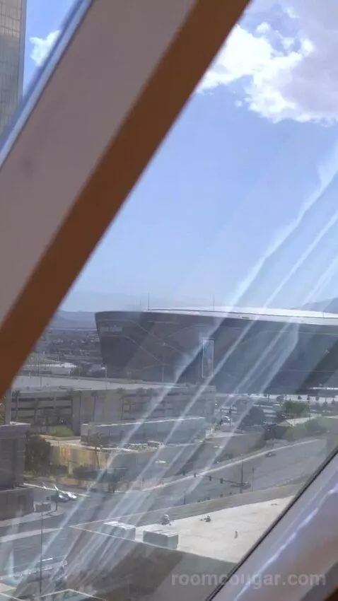 Pyramid Premier Two Queen (#16029) picture #24