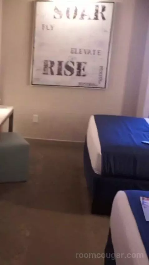 thevegasparadise's review preview (The STRAT Hotel, Casino & Tower)