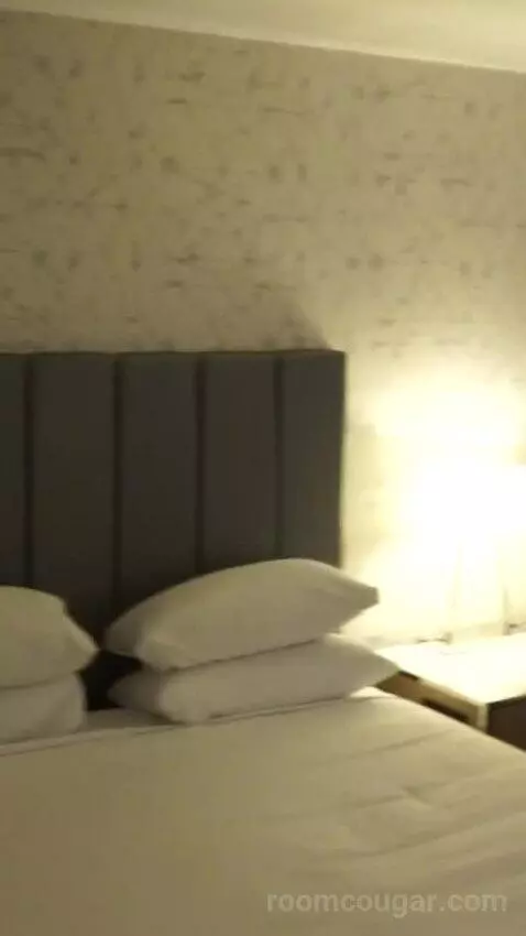 Flamingo Room, 2 Queens (#20161) bed picture #11
