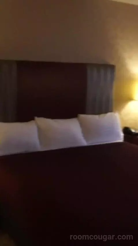 Casino Tower King Room (#530) bed picture #8