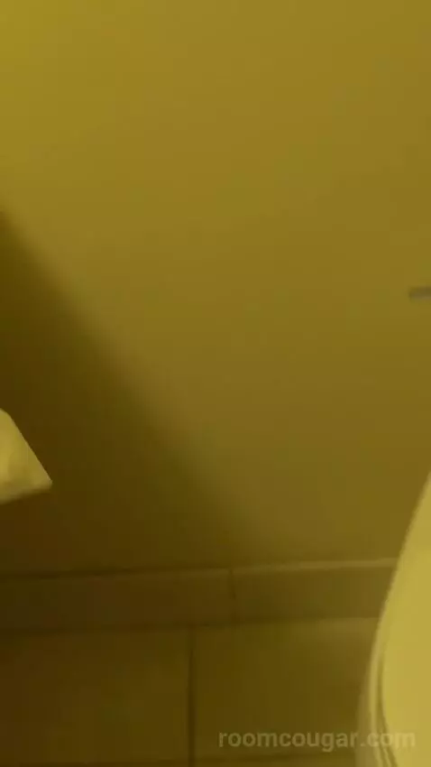 Grand Deluxe King Bed (#910) bathroom picture #1