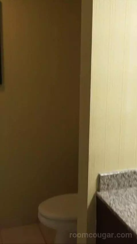 West Tower Double Queen Room (#34827) bathroom picture #8