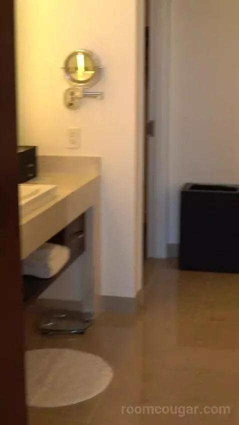 Sky Suites Two Bedroom Penthouse (#50026) bathroom picture #8