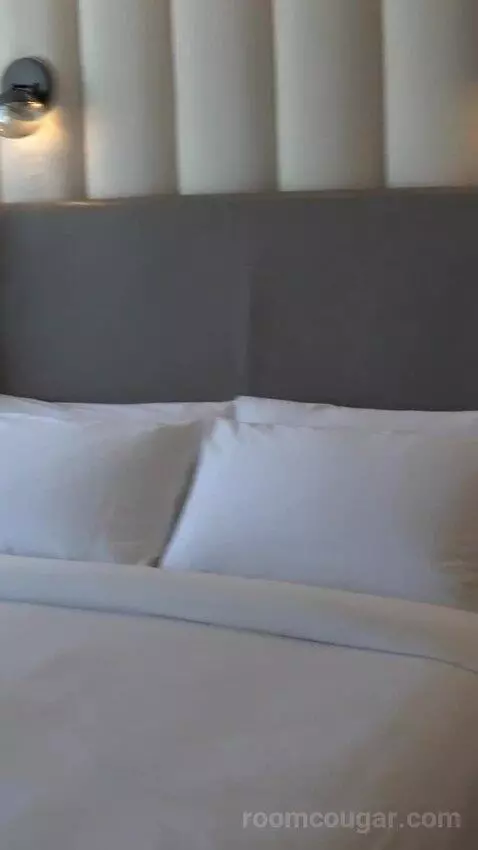 Sky Suites Two Bedroom Penthouse (#50026) bed picture #5