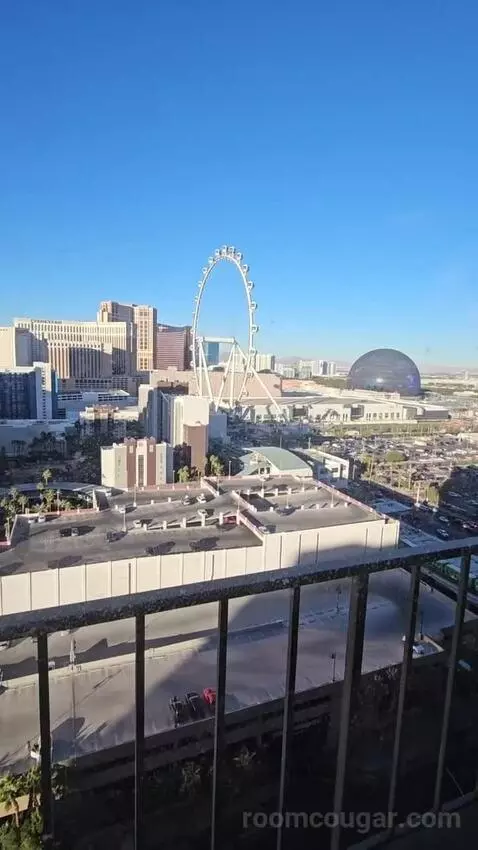 Resort Room King High Roller View (#2421) view picture #7
