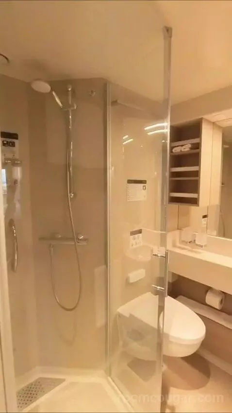 Balcony Cabin (#11104) bathroom picture #3