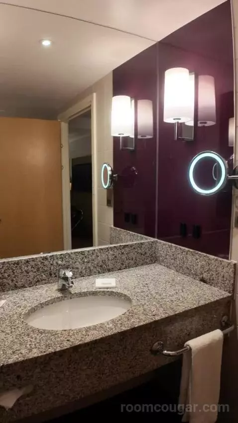 Standard (#563) bathroom picture #11