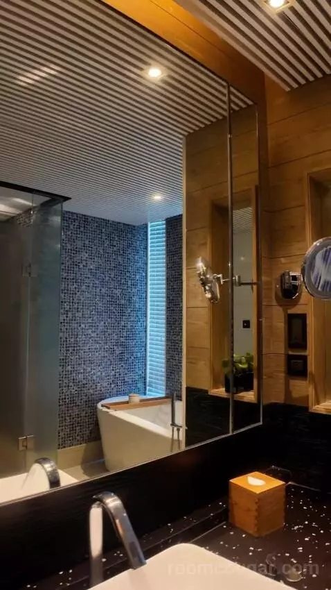 Suite (#1601) bathroom picture #2