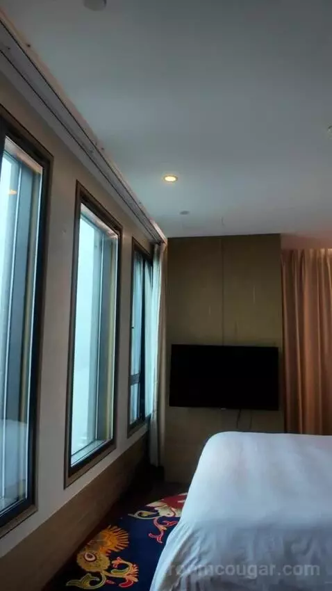 Suite (#1601) bed picture #4