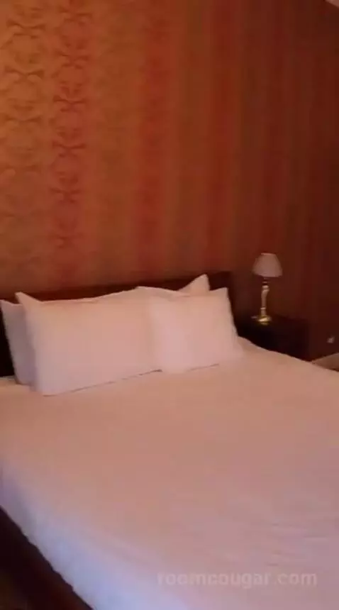 Royal Suite (#211) bed picture #5
