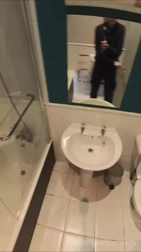 Standard Twin (#6) bathroom picture #8