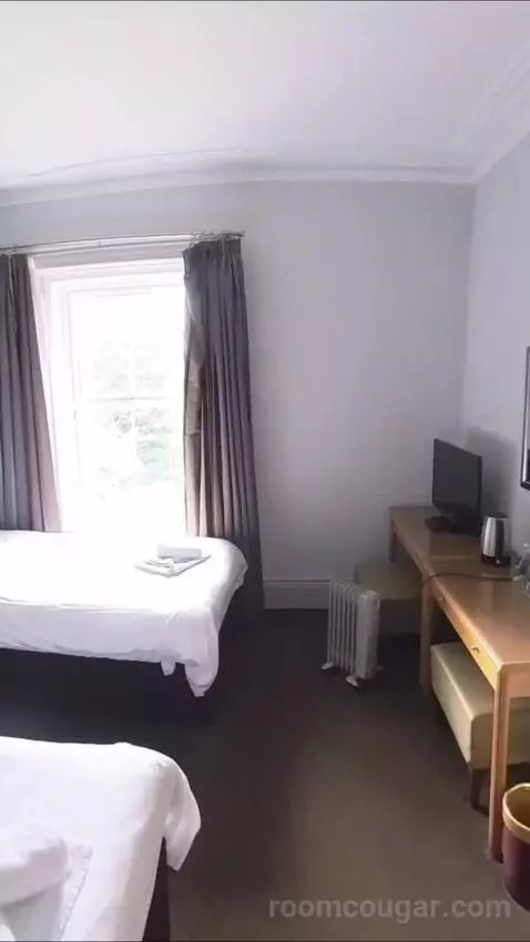 Standard Twin (#6) bed picture #2