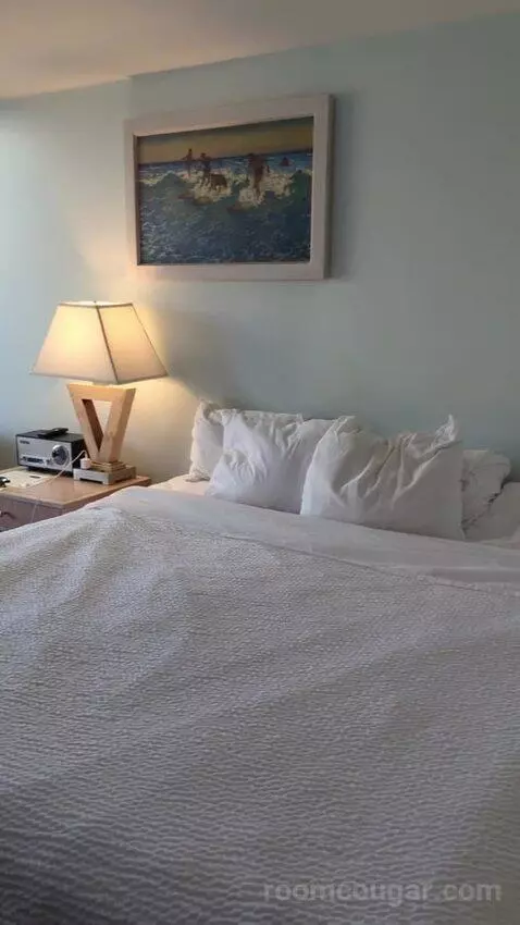 Gold Ocean View King (#1602) bed picture #7