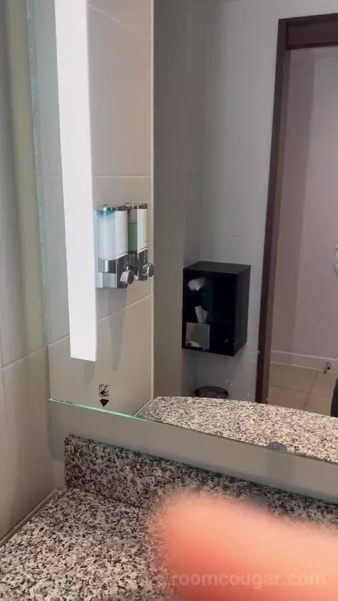 Standard (#249) bathroom picture #10