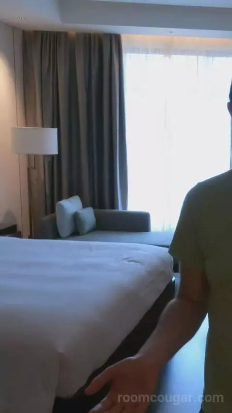 King Room with River View bed picture #5