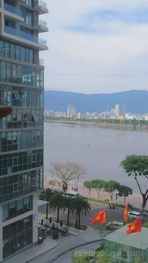 King Room with River View view picture #7
