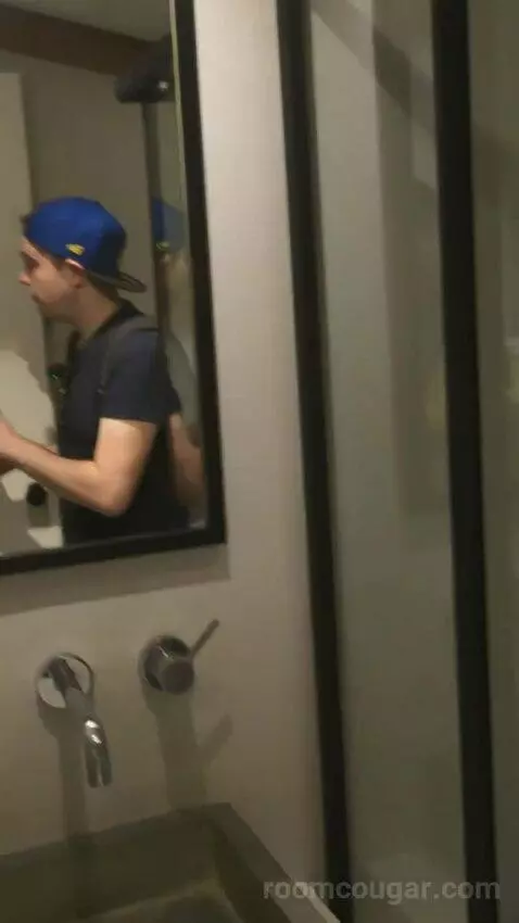 Standard (Standard Bal) bathroom picture #7