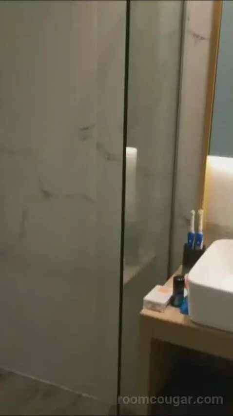 Standard (#103) bathroom picture #11