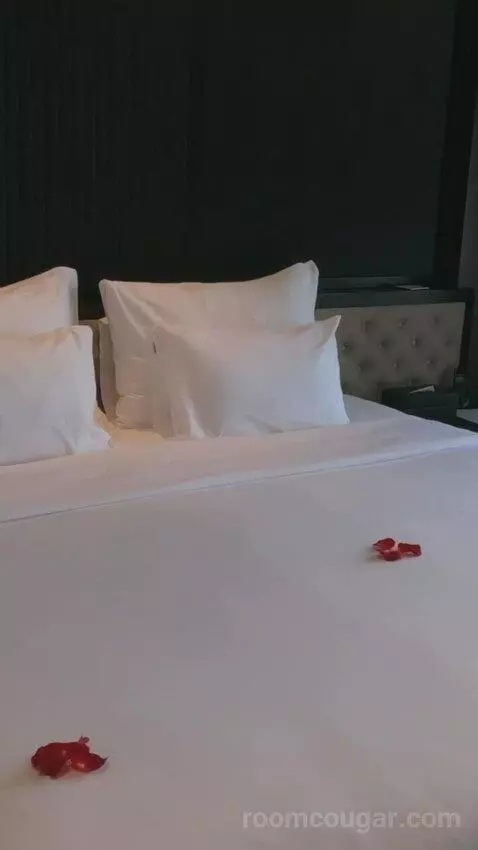 Senior Suite with Private Balcony - 2 Days 1 Night (#210) bed picture #4