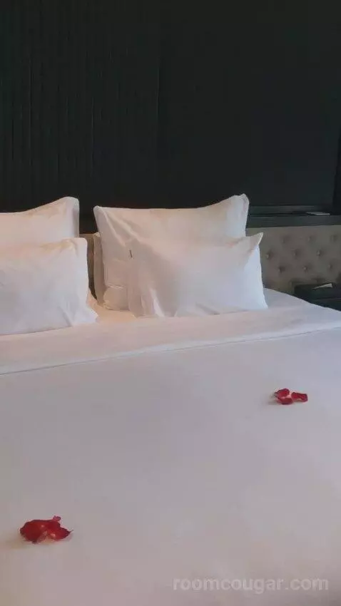 Senior Suite with Private Balcony - 2 Days 1 Night (#210) bed picture #5
