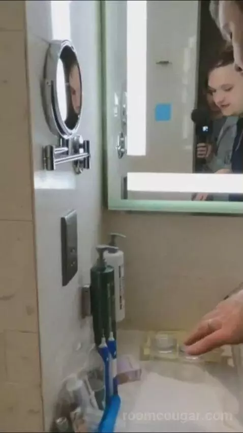 King Room with Garden View - High Floor bathroom picture #2